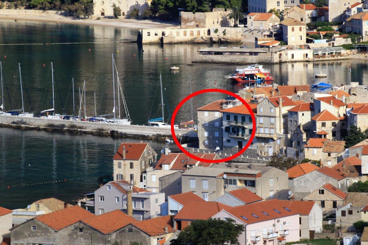 Apartments And Rooms By The Sea Komiza, Vis - 2431 Kültér fotó