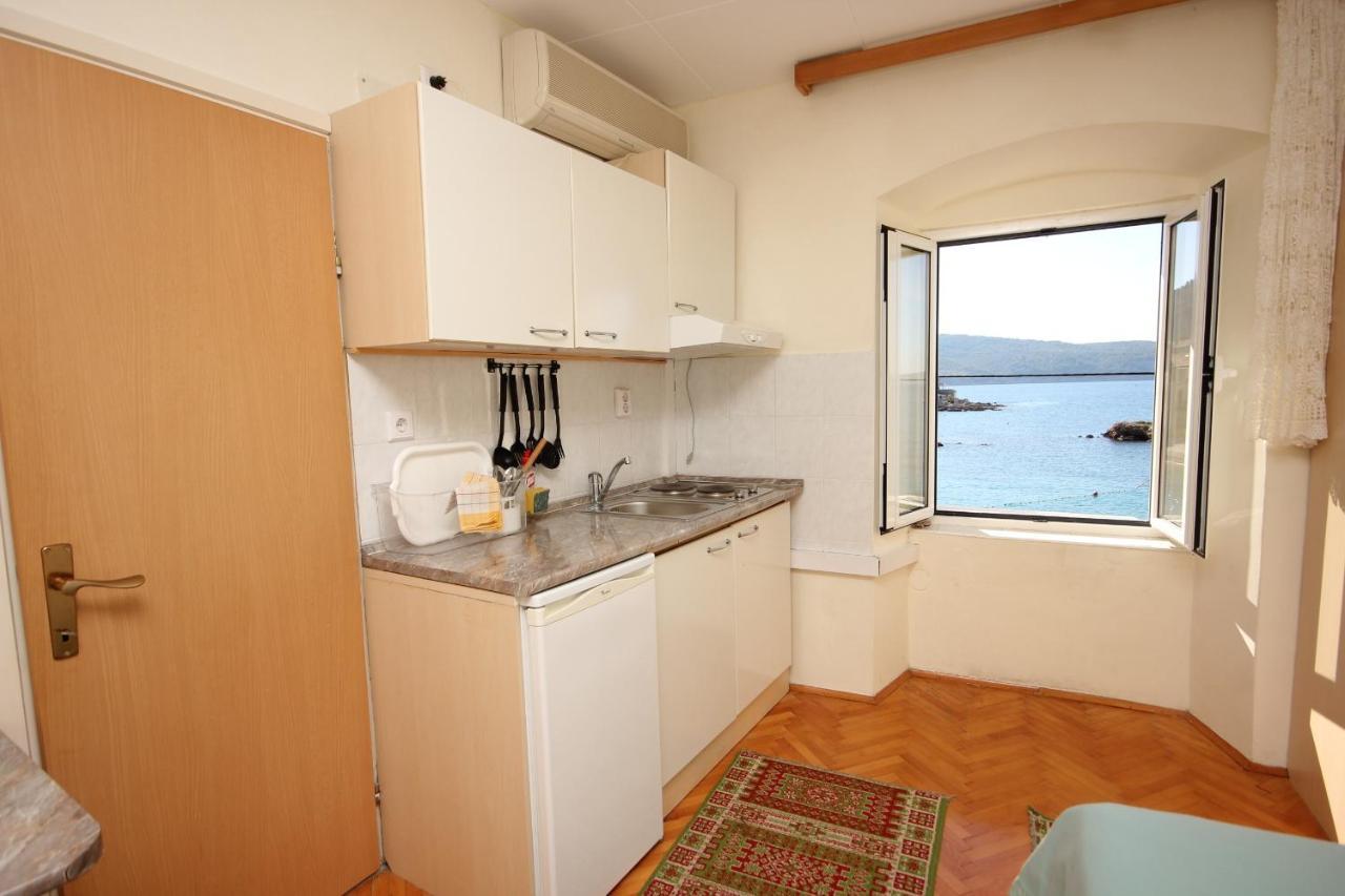 Apartments And Rooms By The Sea Komiza, Vis - 2431 Kültér fotó